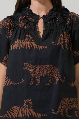 Zenzi Jungle Darthy Smocked Top: BlackTan
