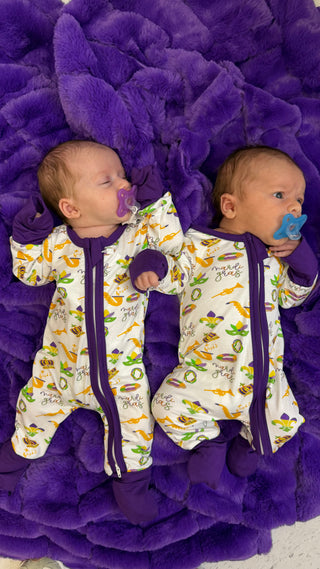 Giggle Kids  sleeper Mardi Gras