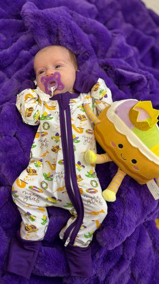 Giggle Kids  sleeper Mardi Gras