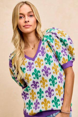 Fleur De Lis Patterned V Neck Top: IVORY