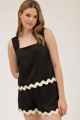 Abigail set CONTRAST WAVY HEM SLEEVELESS TOP & SHORT SET