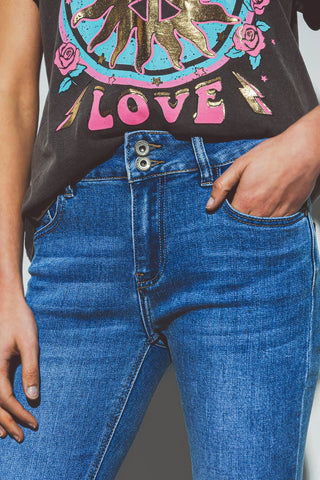 Q2 Flared double button waist jeans in blue denim: Blue