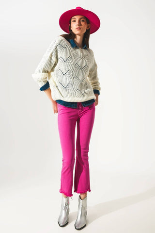 Flare jeans with raw hem edge in fuchsia: Fuchsia / Small