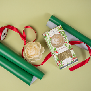 Merry Memories Flower Diffuser Holiday Gift