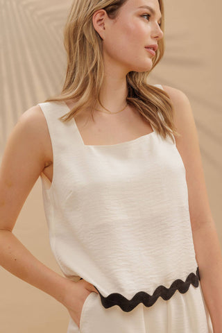 Abigail set CONTRAST WAVY HEM SLEEVELESS TOP & SHORT SET
