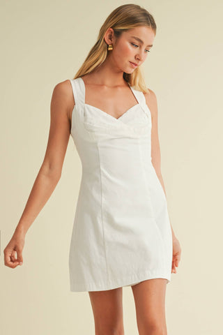 PINTUCK SWEATHEART NECK SLEEVELESS DRESS: Red